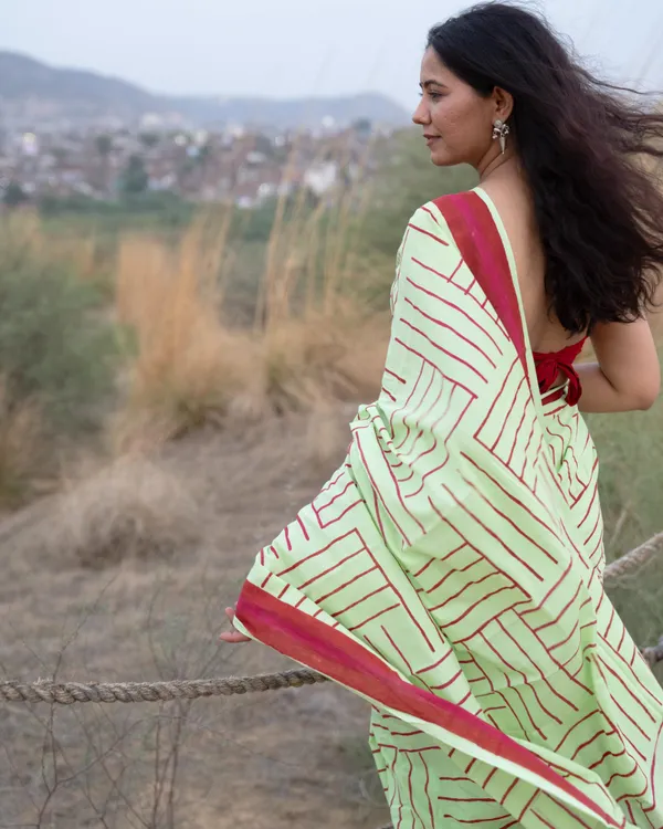 Mint_Green_Cotton_Mint_Lines_H_Block_Printed_Mul_Saree_With_Tassels_For_Women